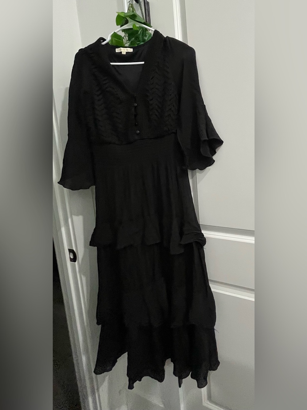 Kings Road Elegant Black Ruffle-Tier Dress - Women